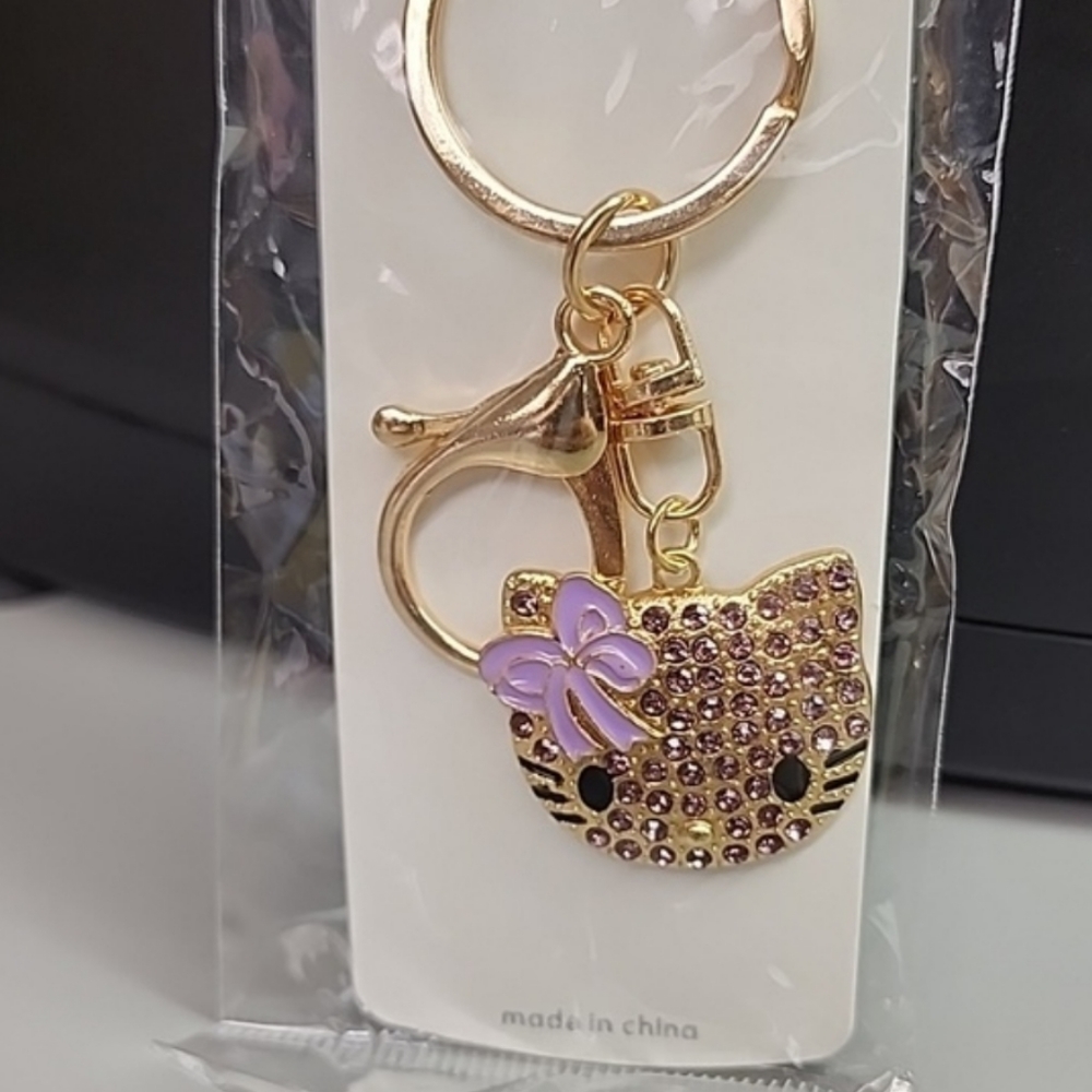NEW Hello Kitty Rhinestone Keychain - Picture 4 of 4